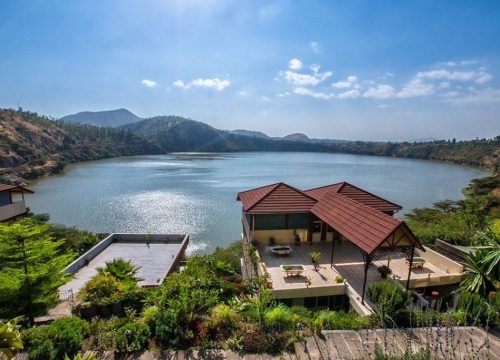 Excursion to the Rift Valley Debe Zeyit