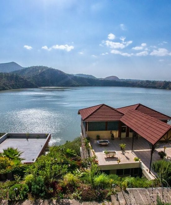 Excursion to the Rift Valley Debe Zeyit